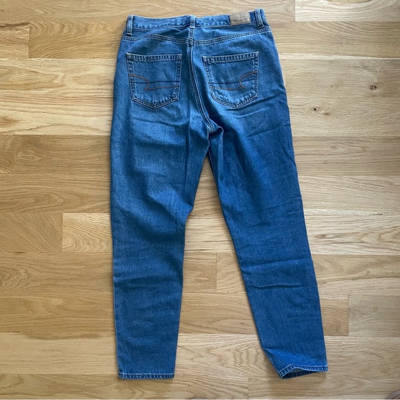 American Eagle Mom Jean - Picture 4 of 4